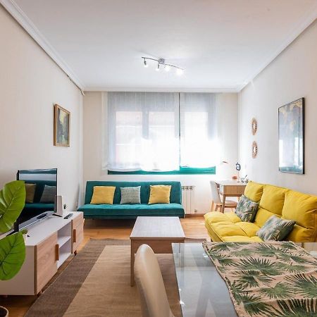 Apartamento Centrico Con Wifi Y Parking De Coche Tamano Medio Onís Kültér fotó