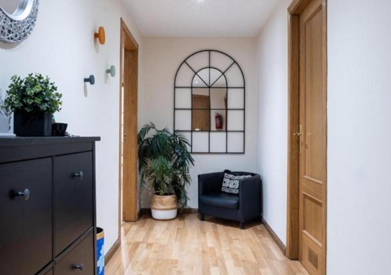 Apartamento Centrico Con Wifi Y Parking De Coche Tamano Medio Onís Kültér fotó