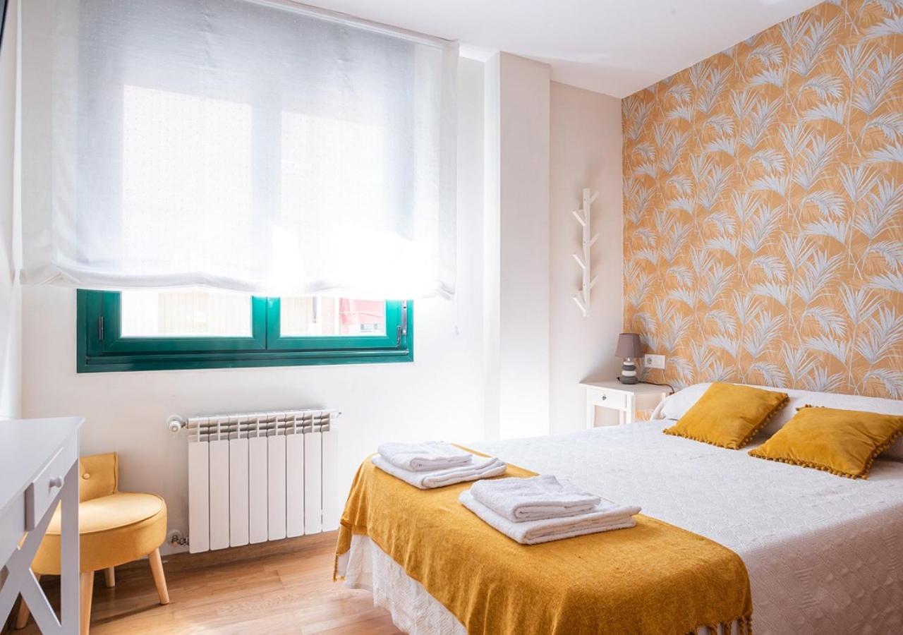 Apartamento Centrico Con Wifi Y Parking De Coche Tamano Medio Onís Kültér fotó